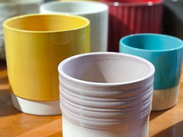 Vases & Flowers Pots 40”Container (24 pallets)